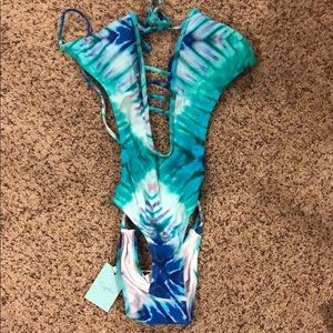 NWT: Cupshe Size Small Tie Dye Bikini